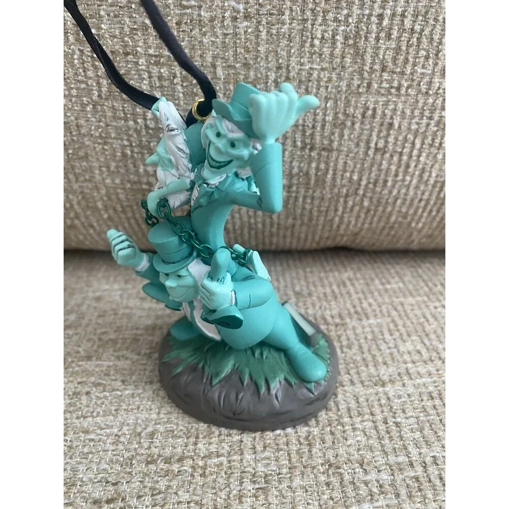Disney Parks Haunted Mansion Hitchhiking Ghosts Christmas Ornament